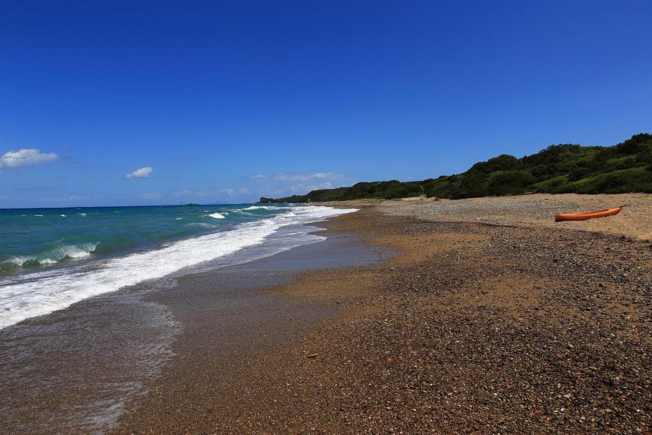 Analipsi Beach Front Villas - Happy Rentals Kastron  Bagian luar foto