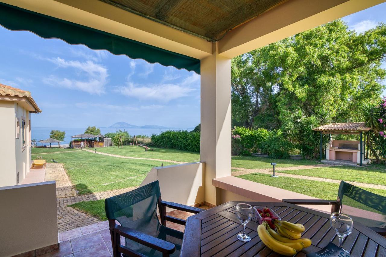 Analipsi Beach Front Villas - Happy Rentals Kastron  Bagian luar foto