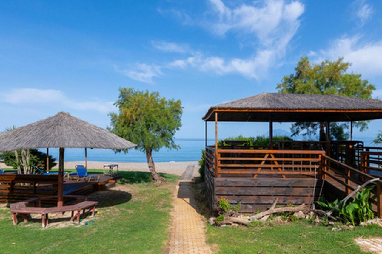 Analipsi Beach Front Villas - Happy Rentals Kastron  Bagian luar foto